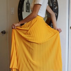 Pleated mustard Yellow Skirt